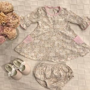 Baby Girl 4 pc set EUC size:6MO